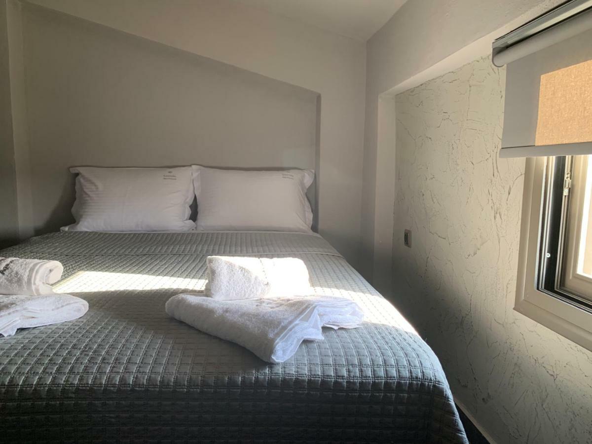 Castella Apartments Вурвуру Екстериор снимка