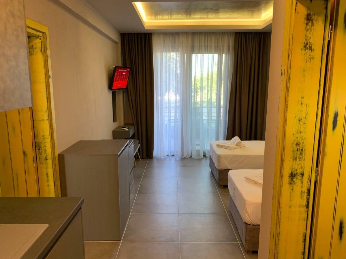 Castella Apartments Вурвуру Екстериор снимка
