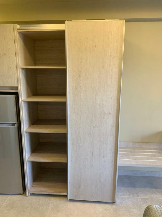 Castella Apartments Вурвуру Екстериор снимка